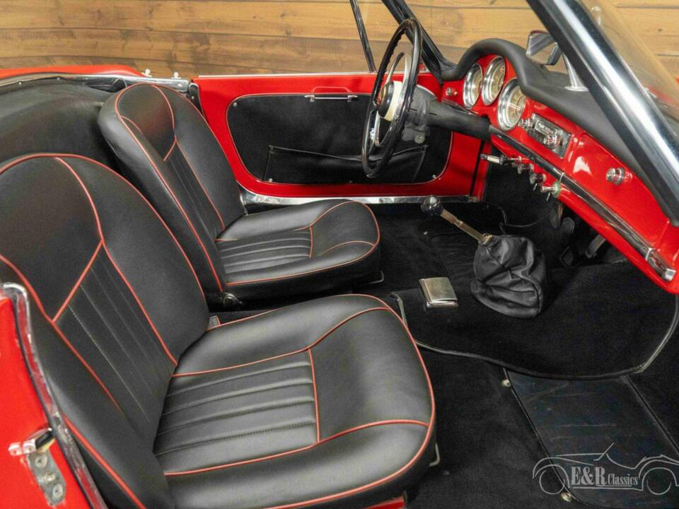 Afbeelding 11/17 van Alfa Romeo Giulietta Spider (1961)