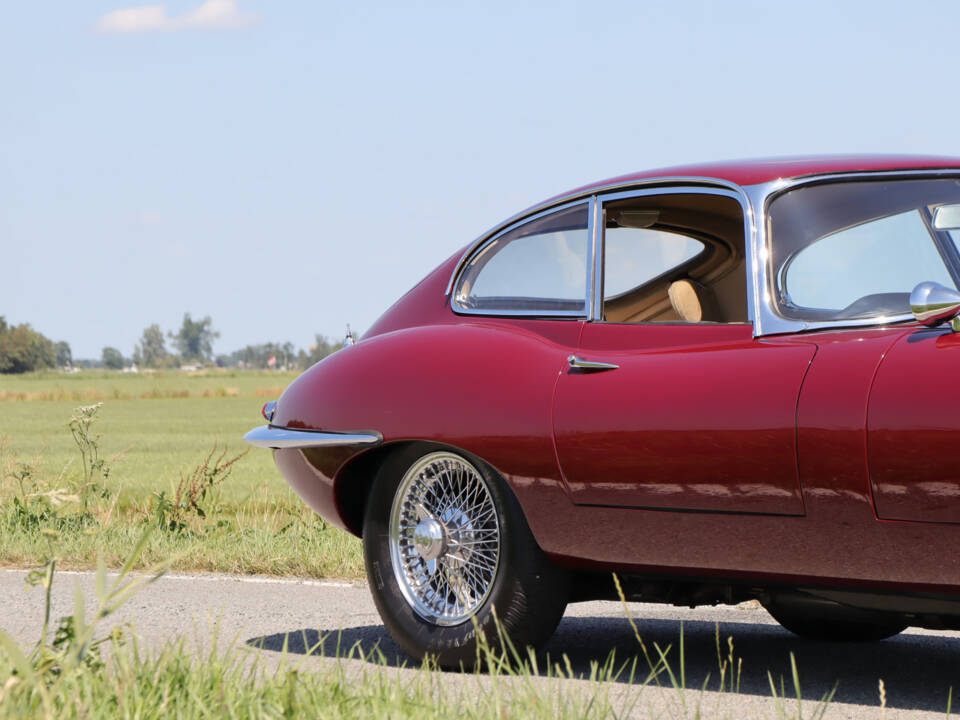 Image 47/50 de Jaguar Type E 3.8 (1964)