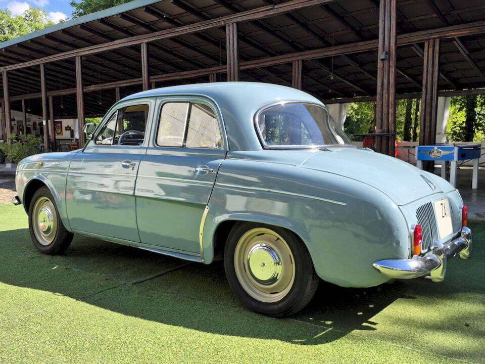 Image 16/64 of Alfa Romeo Dauphine R 1090 (1961)