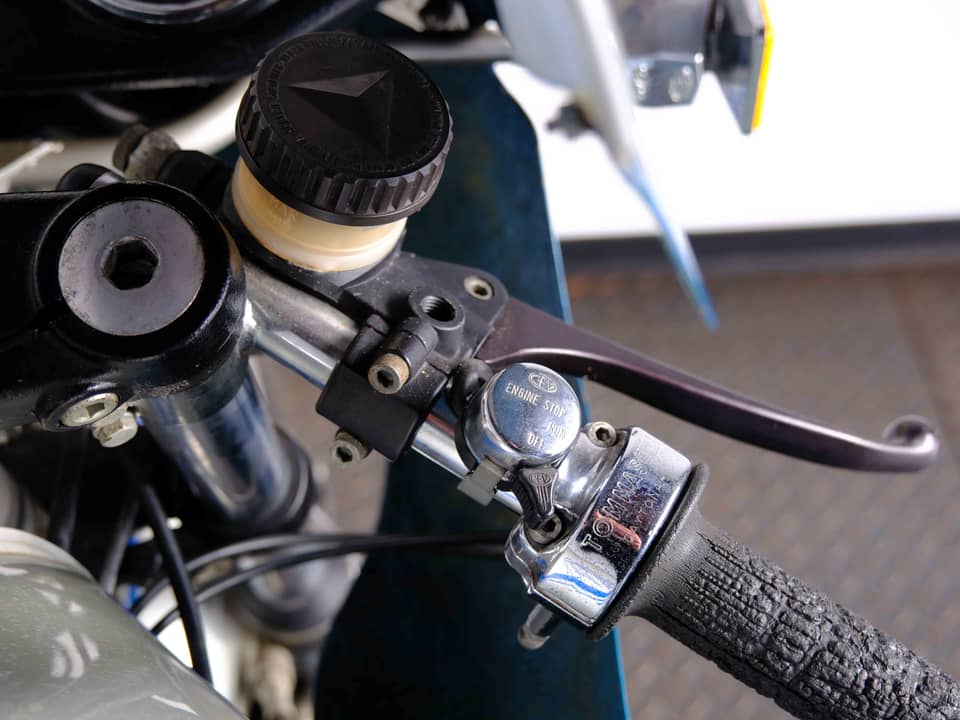 Image 22/54 de Ducati 900 SS (1977)