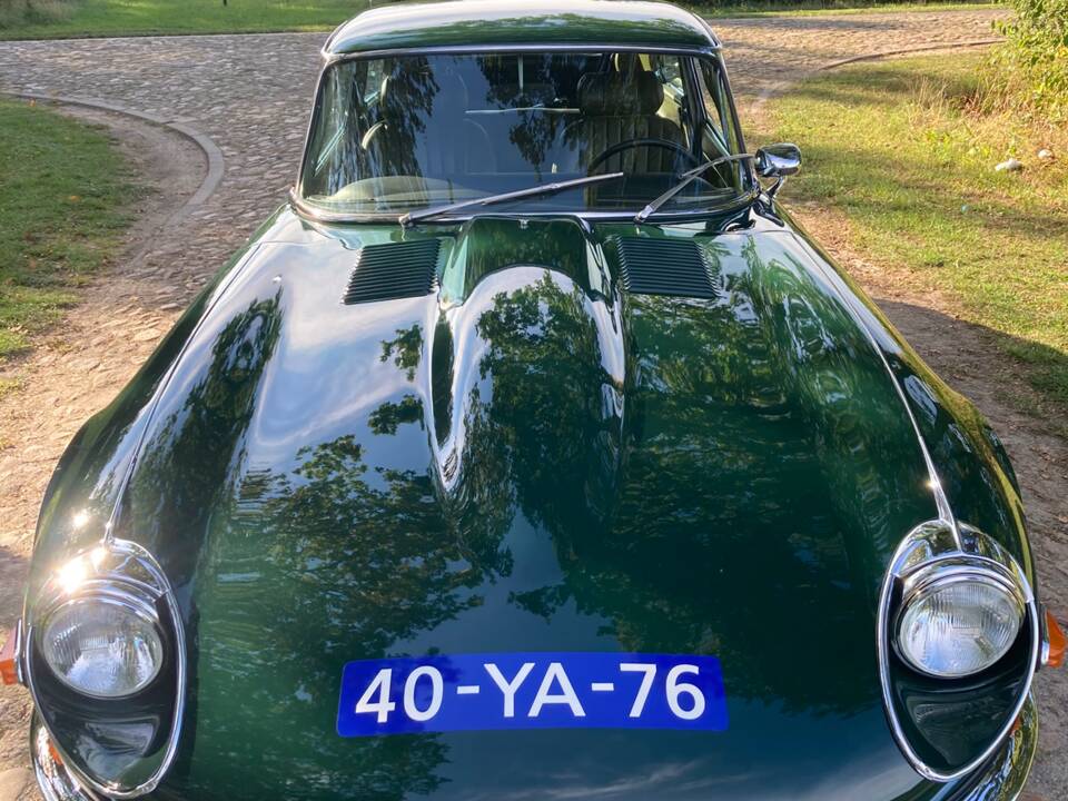 Afbeelding 6/47 van Jaguar E-Type V12 (2+2) (1973)