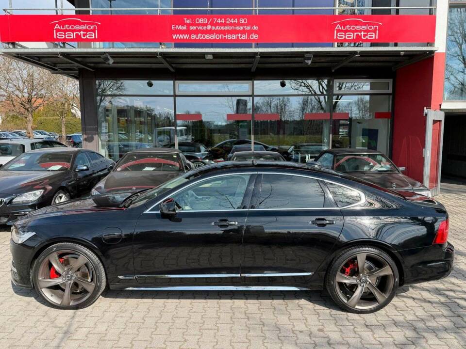 Bild 1/27 von Volvo S90 T8 (2018)