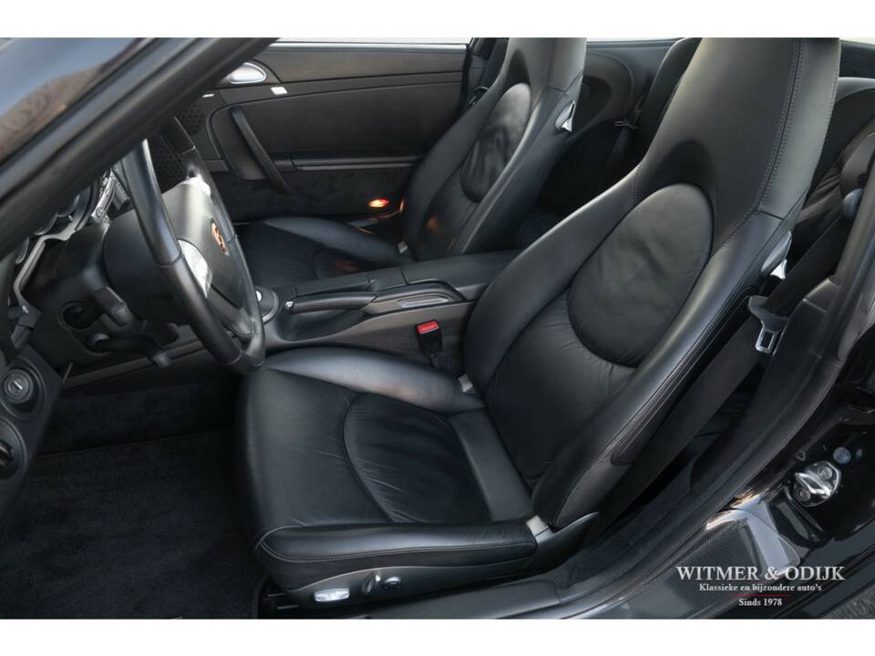 Bild 5/28 von Porsche 911 Carrera 4S (2004)