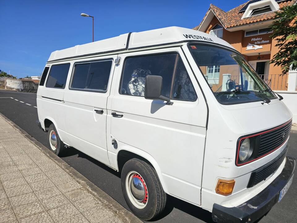 Bild 3/8 von Volkswagen T3 Westfalia 1.9 (1981)