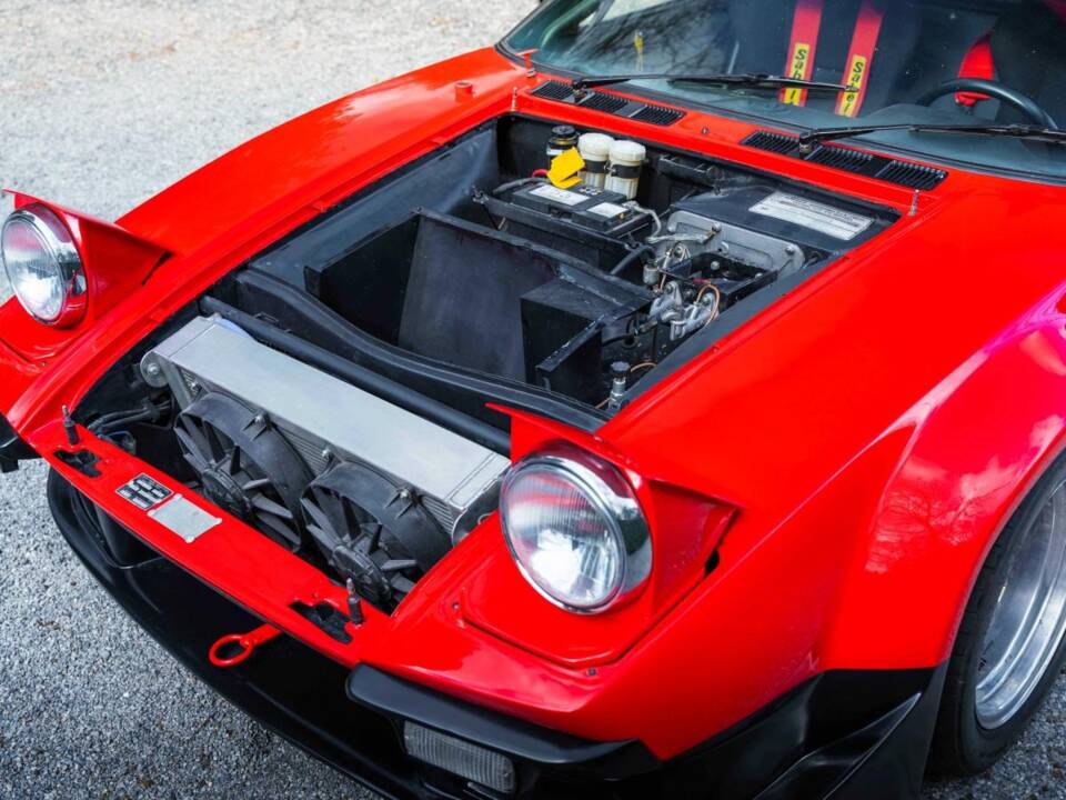 Image 13/16 of De Tomaso Pantera GTS (1975)