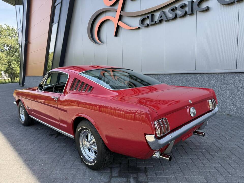 Image 9/50 de Ford Mustang 390 GTA (1966)