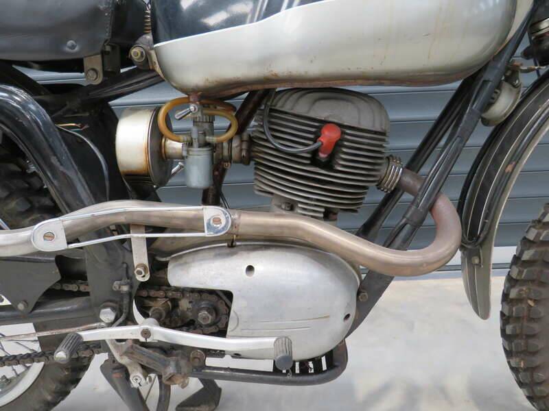Image 3/40 of MV Agusta DUMMY (1968)
