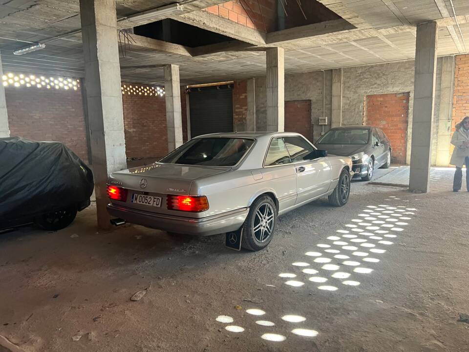 Image 74/77 of Mercedes-Benz 380 SEC (1982)