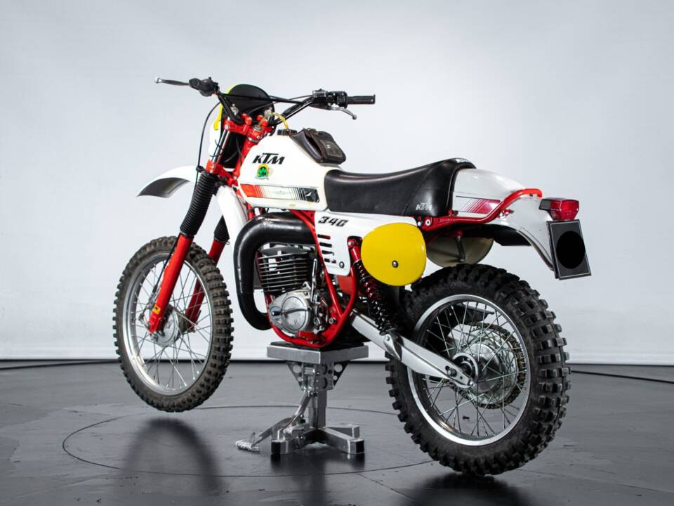 Image 8/12 de KTM DUMMY (1980)