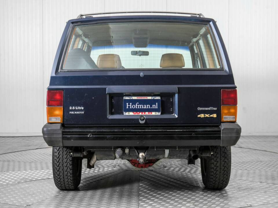 Bild 13/50 von Jeep Cherokee 2.8L V6 (1986)