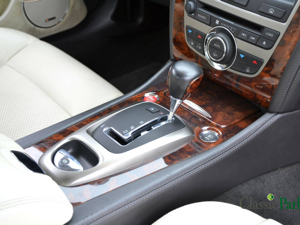 Image 36/50 de Jaguar XK 4.2 (2006)