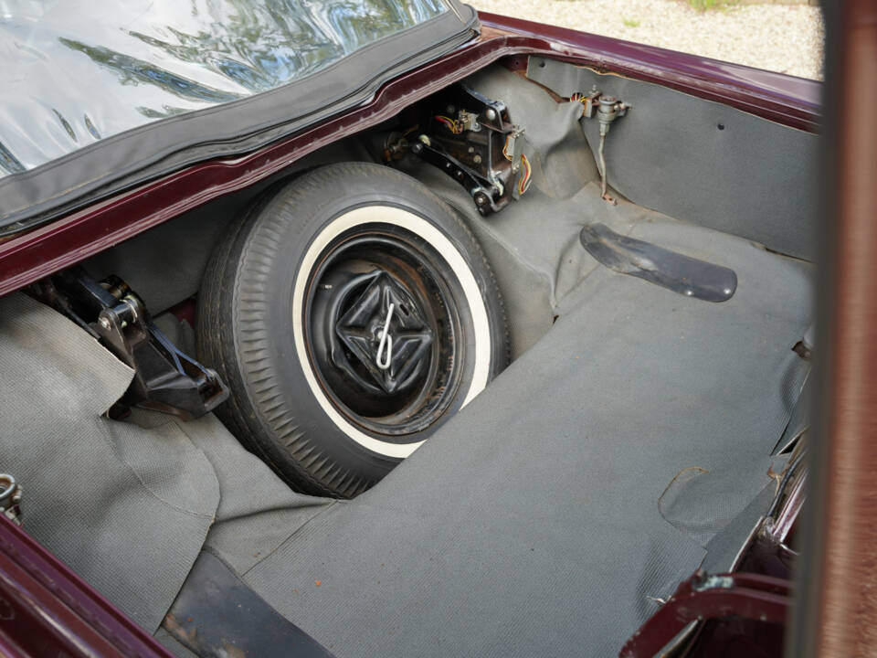 Immagine 16/50 di Ford Thunderbird (1960)