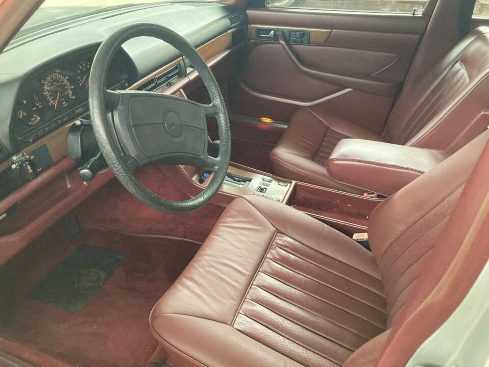 Afbeelding 33/38 van Mercedes-Benz 420 SEL (1986)