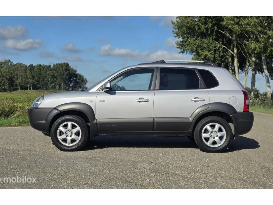 Image 3/46 of Hyundai Tucson 2.0i 4WD (2005)