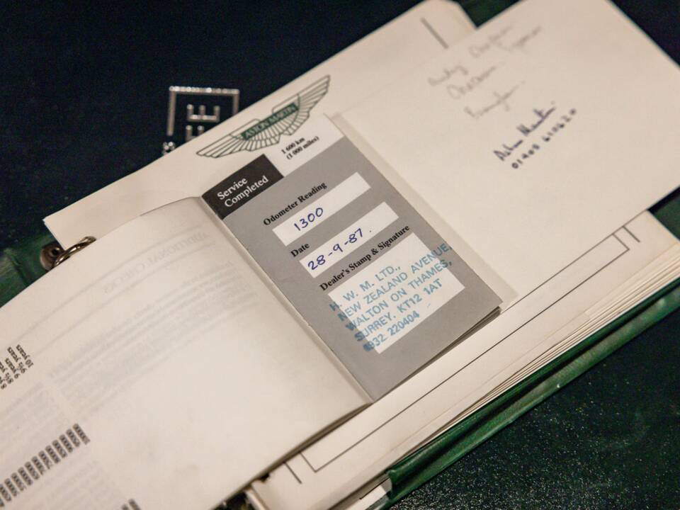 Afbeelding 54/62 van Aston Martin V8 Vantage X-Pack (1987)