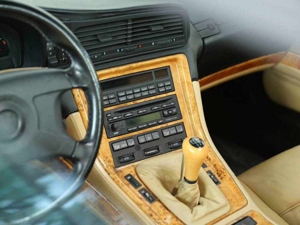 Bild 32/50 von BMW 850CSi (1994)