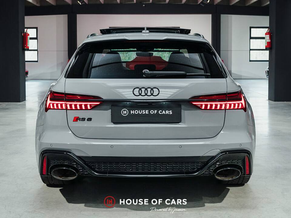 Immagine 8/24 di Audi RS6 Avant (2023)