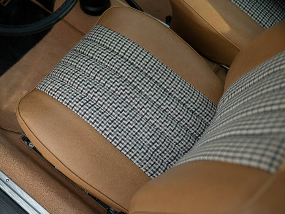 Image 43/50 of Porsche 911 2.4 S &quot;Oilflap&quot; (1972)