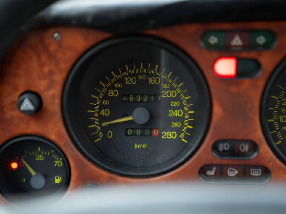 Imagen 47/50 de Lancia Thema 8.32 (1989)