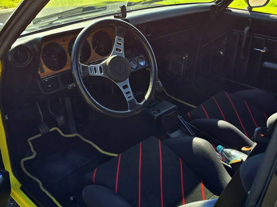 Immagine 5/6 di Opel Manta 1900 GT&#x2F;E (1975)