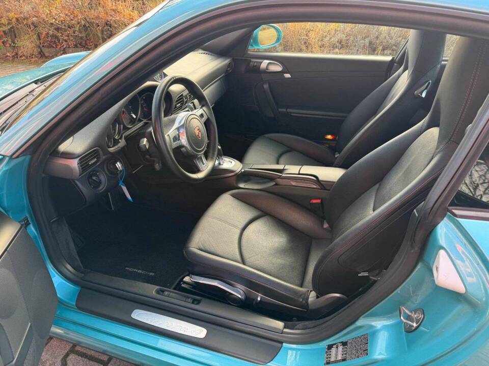 Bild 10/25 von Porsche 911 Carrera (2010)