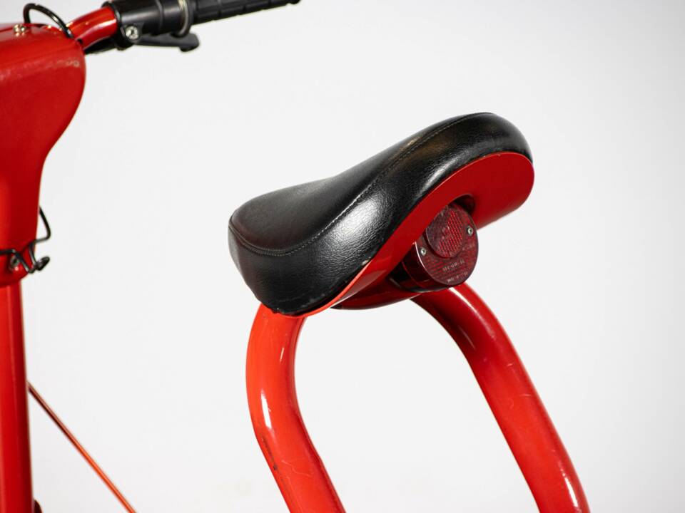 Image 34/50 de Quasar DUMMY (1983)