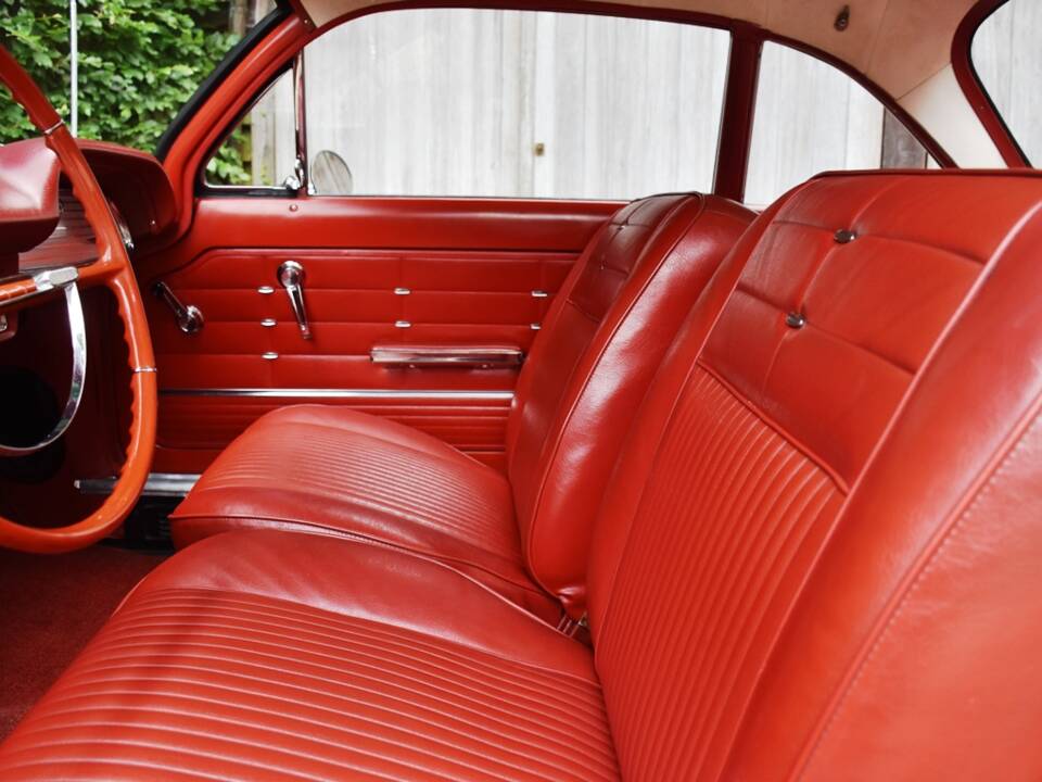 Bild 27/38 von Chevrolet Corvair Monza Coupe (1963)