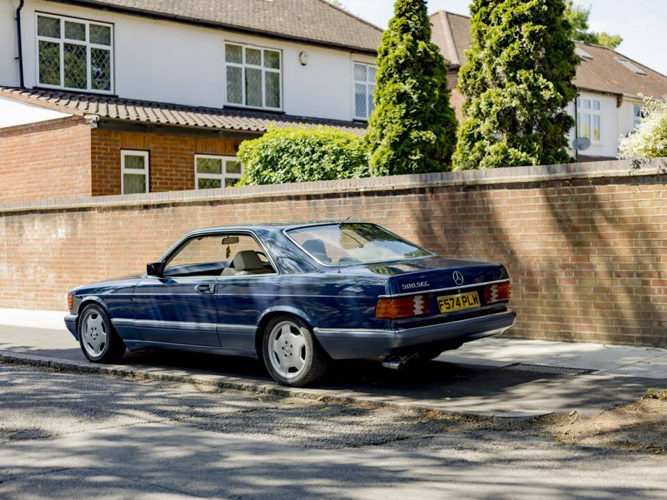 Image 40/50 of Mercedes-Benz 500 SEC (1989)