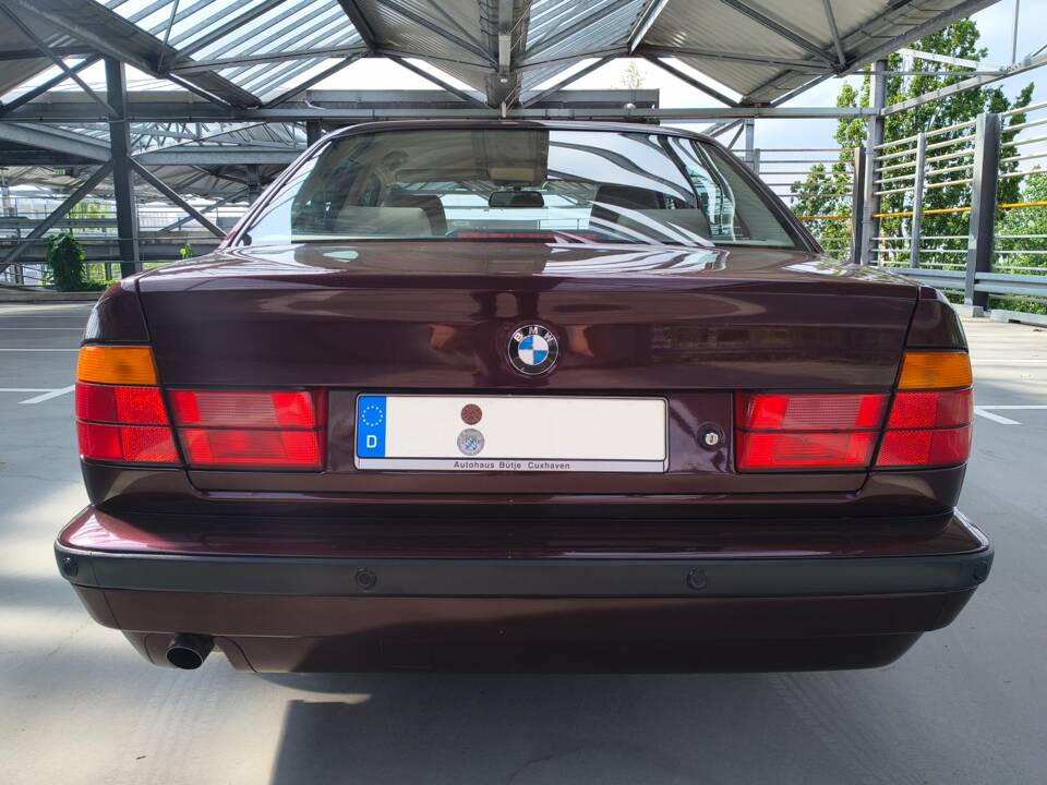 Bild 3/32 von BMW 520i (1994)