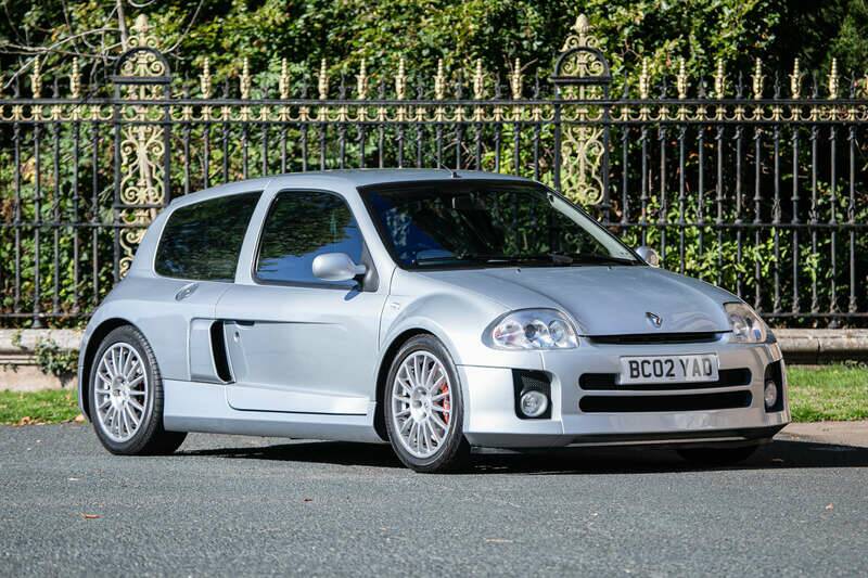 Image 1/40 of Renault Clio II V6 (2002)