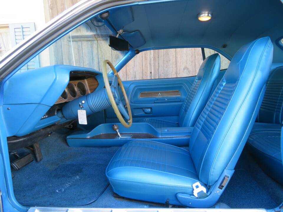 Bild 4/20 von Dodge Challenger R/T (1970)