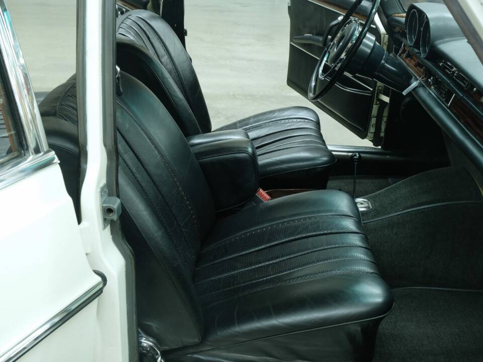 Afbeelding 39/70 van Mercedes-Benz 300 SEL (1968)