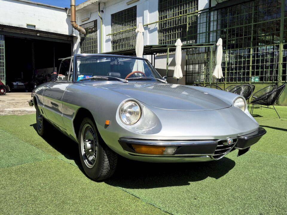 Afbeelding 8/63 van Alfa Romeo Spider 1300 (1976)