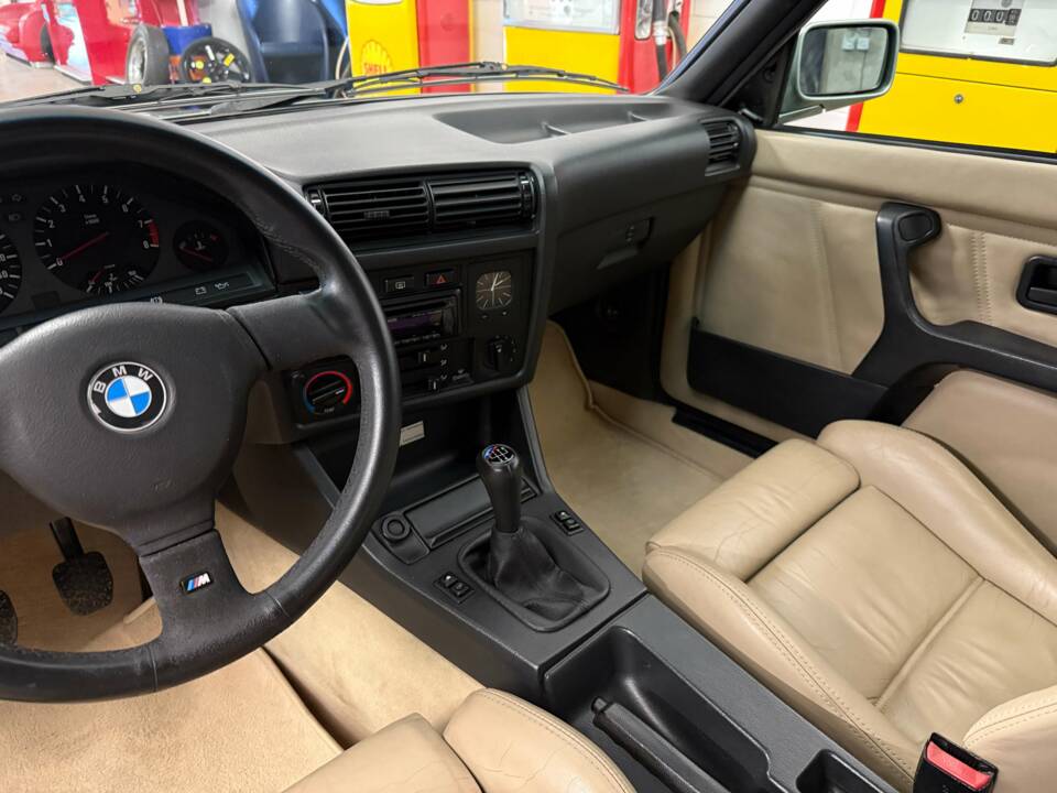 Bild 11/19 von BMW 316i (1985)