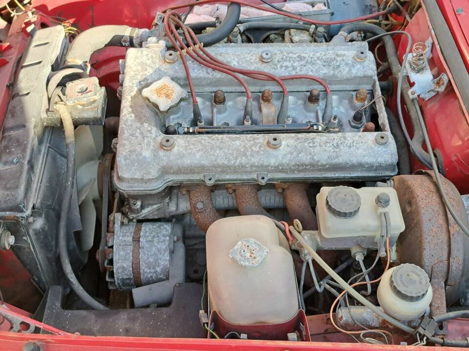 Image 4/7 de Alfa Romeo 2.0 Spider QV (1986)