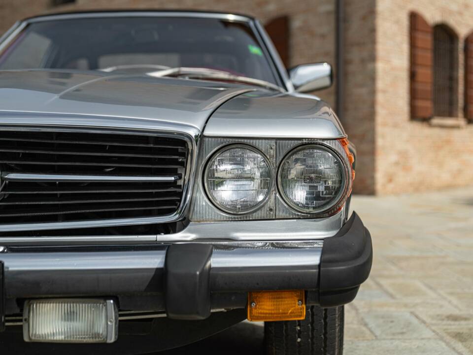 Image 25/50 de Mercedes-Benz 450 SL (1977)