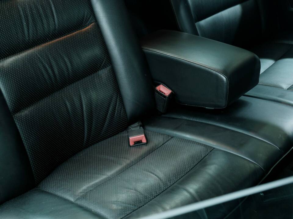 Bild 16/50 von Mercedes-Benz 500 SEL (1990)