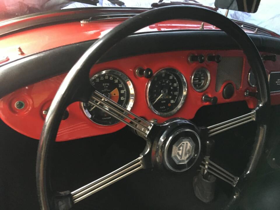 Image 4/4 de MG MGA 1500 (1959)