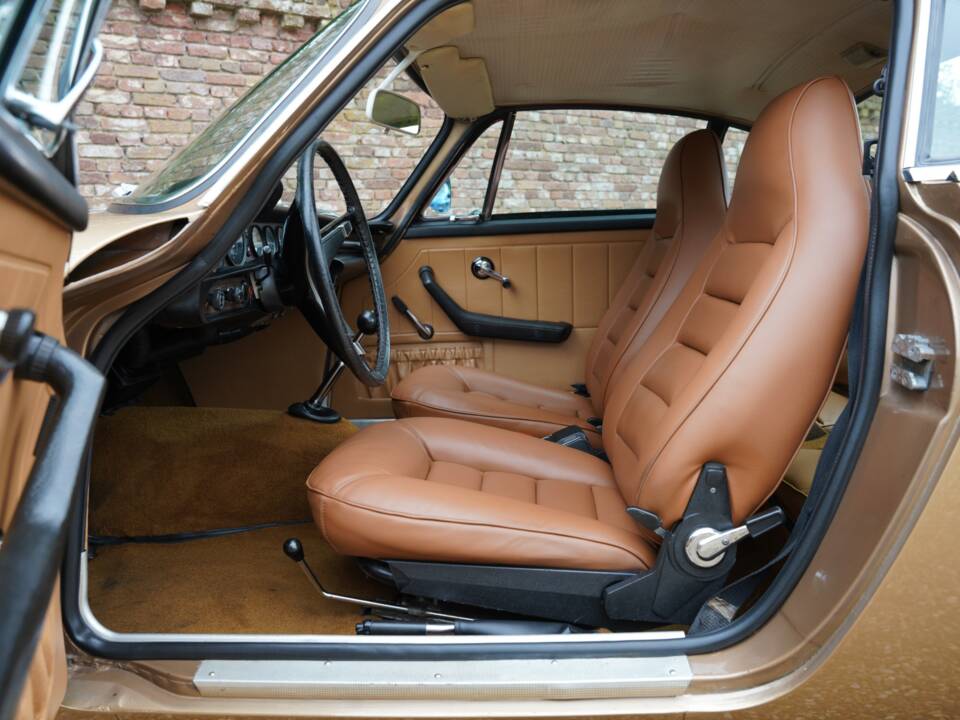 Image 3/50 de Volvo 1800 E (1972)