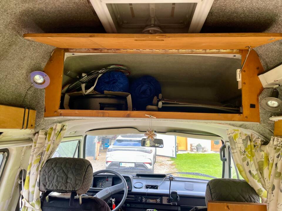 Bild 16/17 von Volkswagen T3 Camper 1.6 D (1983)