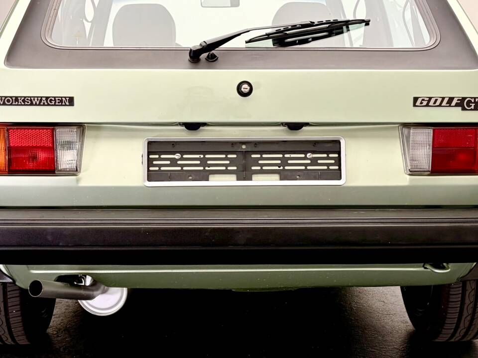 Bild 8/16 von Volkswagen Golf I GTI 1.6 (1980)