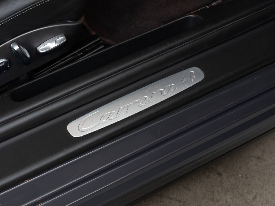 Bild 25/38 von Porsche 911 Carrera 4 (2011)