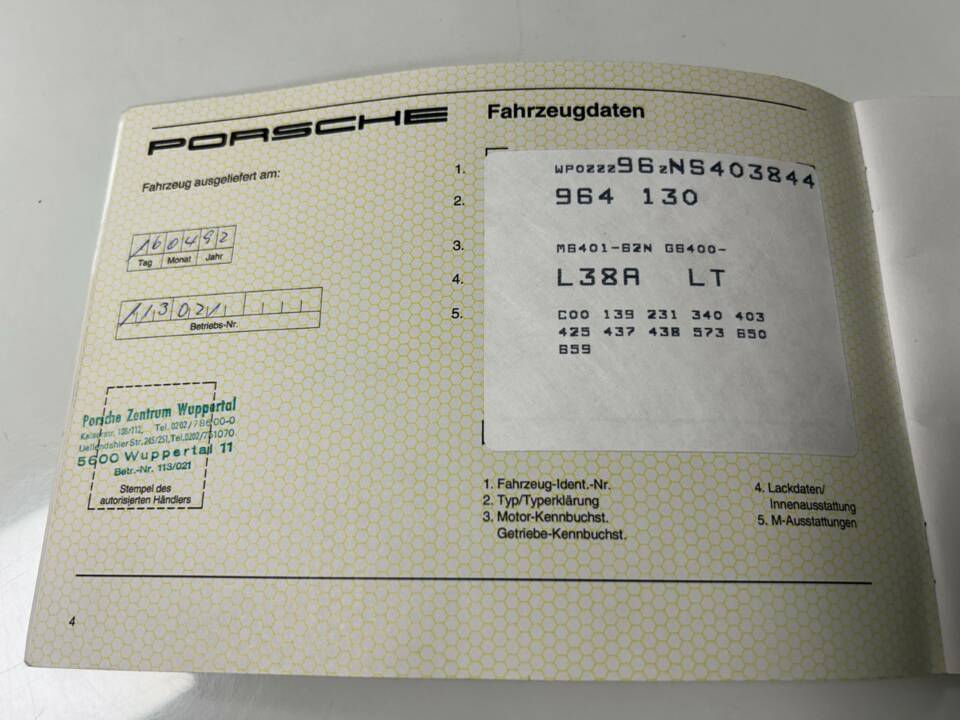 Image 46/46 of Porsche 911 Carrera 4 (1992)