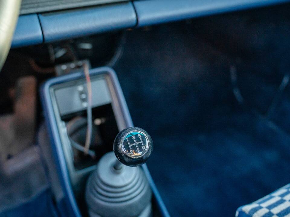 Bild 31/36 von Porsche 911 Carrera 3.2 (1984)