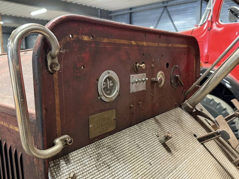 Immagine 18/31 di American LaFrance Type 75 (1919)