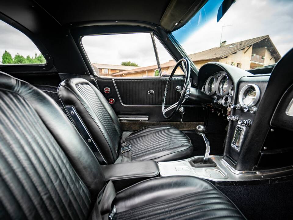 Imagen 8/10 de Chevrolet Corvette Sting Ray (1963)