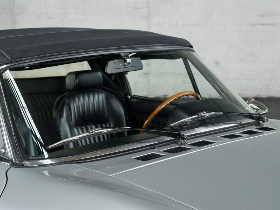 Imagen 38/50 de FIAT Dino 2400 Spider (1971)