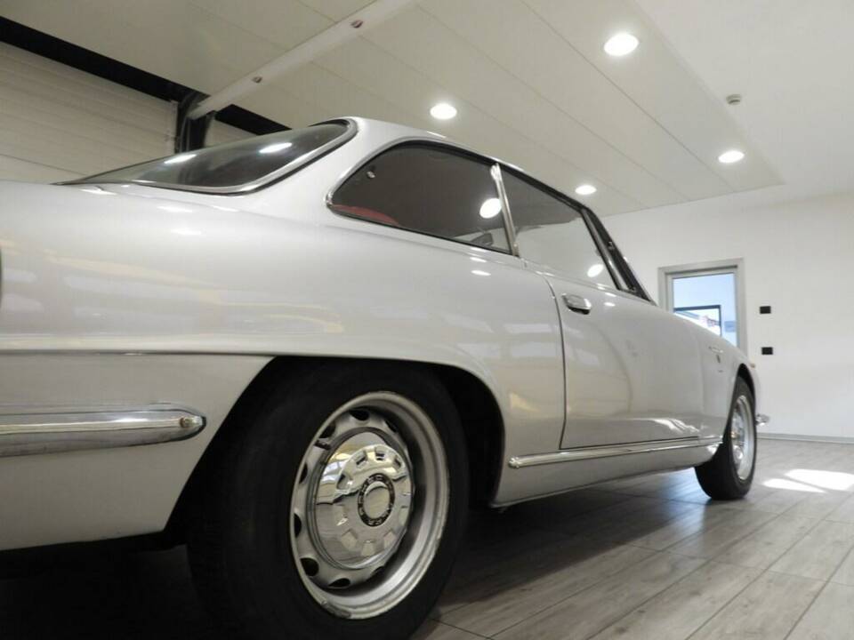 Bild 5/15 von Alfa Romeo 2600 Sprint (1964)