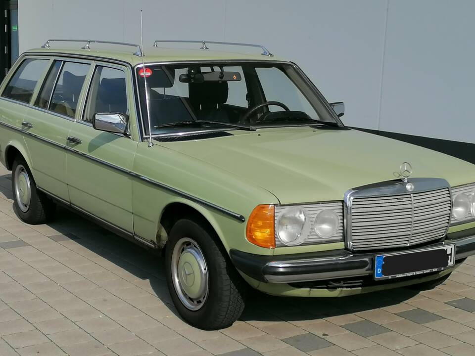 Immagine 5/55 di Mercedes-Benz 300 TD (1979)