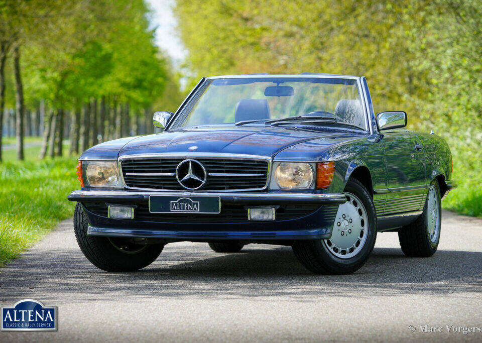 Image 6/45 of Mercedes-Benz 300 SL (1986)